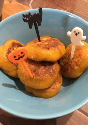 クリームチーズ入りかぼちゃ餅-レシピのメイン写真