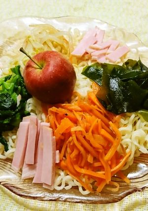 野菜たっぷり！らーめんサラダ-レシピのメイン写真