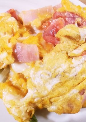 ハムとトマトのスクランブルエッグ♡-レシピのメイン写真