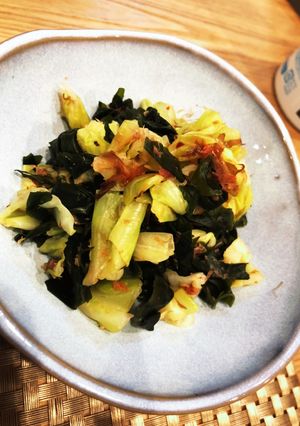 キャベツとわかめの梅おかか和え-レシピのメイン写真