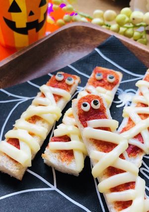 簡単ハロウィン♪ミイラのトースト-レシピのメイン写真