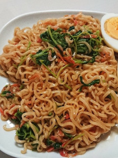 豆苗とえびの醤油焼きラーメン-レシピのメイン写真