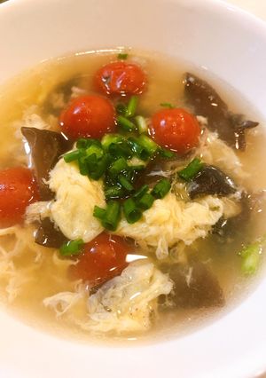 キクラゲとトマトのふんわり中華スープ-レシピのメイン写真