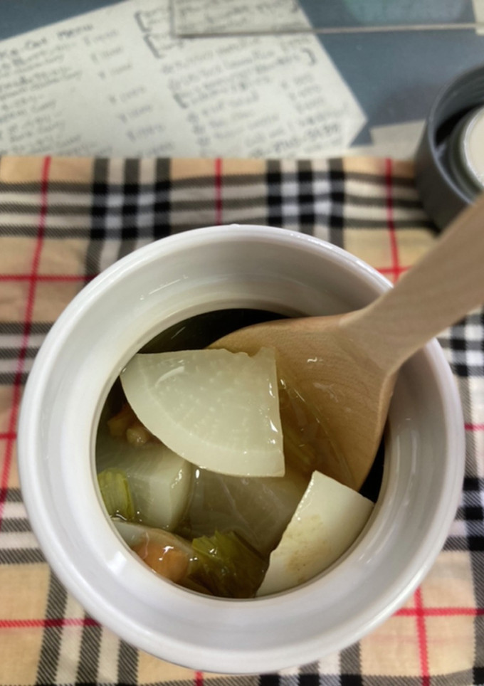 鶏とカブとなめこのしょっつる風昆布スープ-レシピのメイン写真