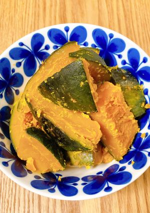 冷凍保存にも！ストウブでカボチャの塩煮-レシピのメイン写真
