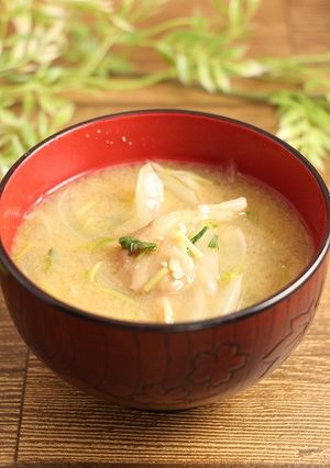 簡単！玉葱のお味噌汁☆九州風-レシピのメイン写真