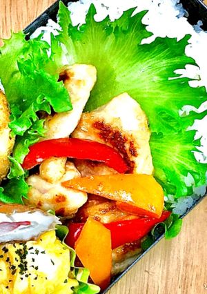 ごま油香る塩麹チキンとパプリカ炒め-レシピのメイン写真