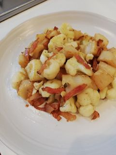 れんこんとカリフラワーのバター醤油炒め-レシピのメイン写真