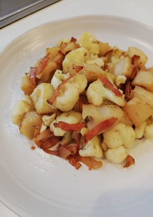れんこんとカリフラワーのバター醤油炒め-レシピのメイン写真