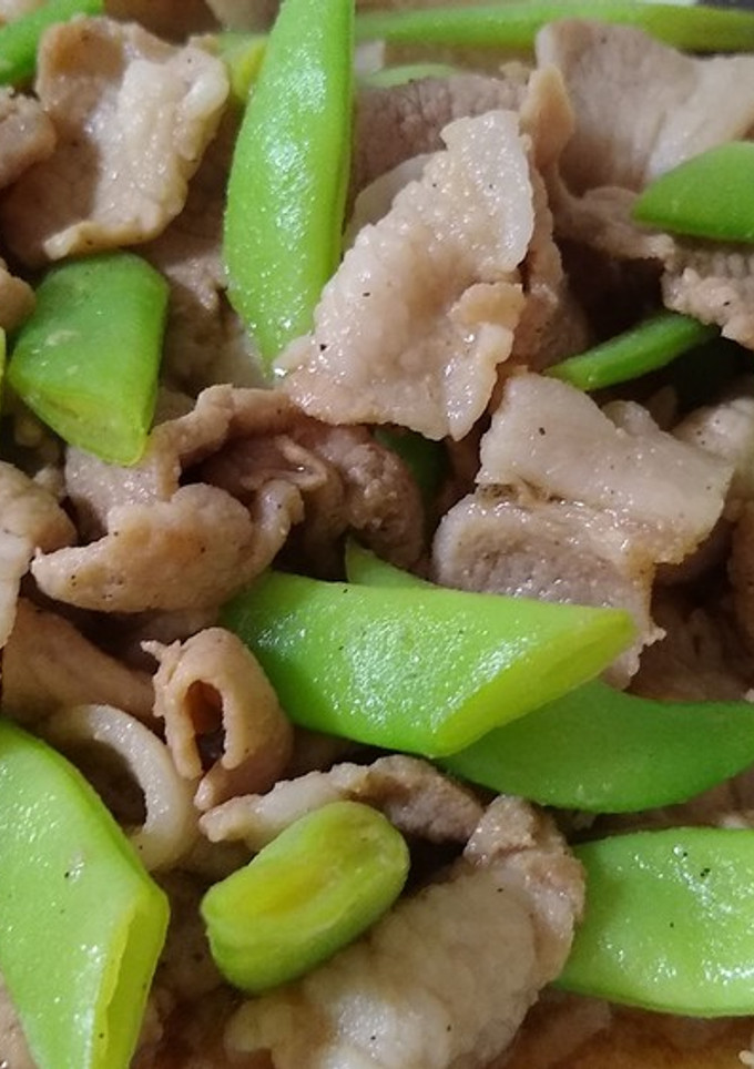 仕上がりキレイ！豚肉とエンドウのさっと煮-レシピのメイン写真