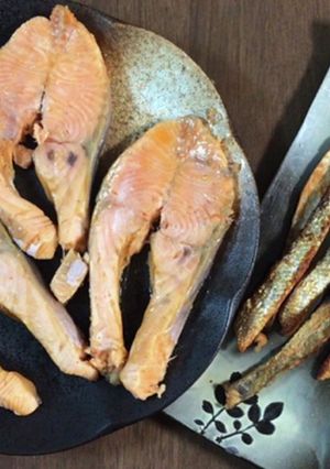 ご飯のおともに！おつまみに！簡単塩鮭-レシピのメイン写真