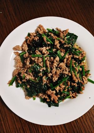 ほうれん草と挽き肉のハーブバター炒め☆-レシピのメイン写真
