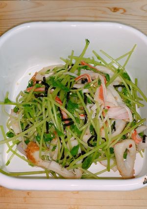 豆苗と竹輪の塩昆布和え-レシピのメイン写真
