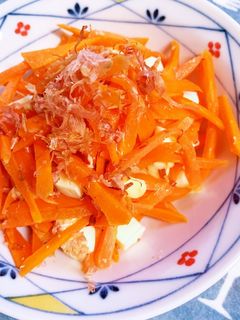 人参とチーズのおかか和え-レシピのメイン写真