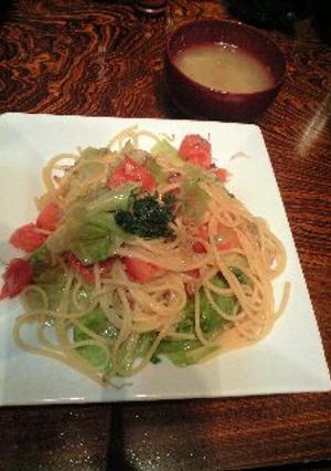 レタスとしそ、ちりめんじゃこのパスタ-レシピのメイン写真