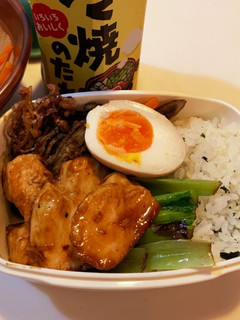 すき焼きのタレで簡単鶏すき弁当-レシピのメイン写真