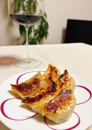 簡単つまみ飯・2種類のカレー餃子🥟-レシピのメイン写真