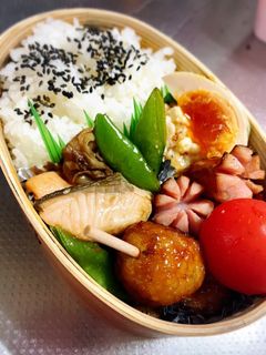 秋鮭舞茸スナップエンドウのバター焼き弁当-レシピのメイン写真