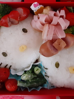 キティとミミィ?お弁当-レシピのメイン写真
