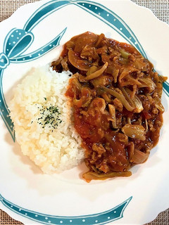食物繊維たっぷり!キャベツのハヤシライス-レシピのメイン写真