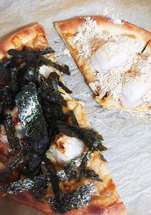 ピザにお餅を乗せて♪おもちピザ-レシピのメイン写真