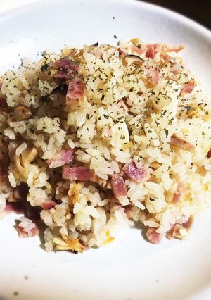 炊飯器を使った簡単シーフードバターピラフ-レシピのメイン写真