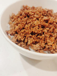 ☆簡単ピリ辛ひき肉丼☆-レシピのメイン写真
