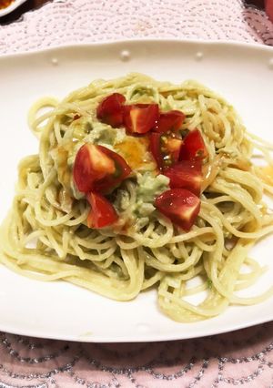クリーミーなアボカドとツナの冷製パスタ-レシピのメイン写真