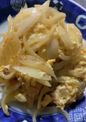昔はご馳走?玉ねぎとたまご炒め-レシピのメイン写真
