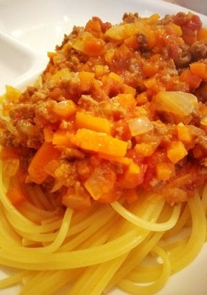 バターのコクが◎ゴロゴロミートソース-レシピのメイン写真