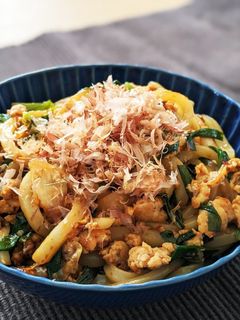 余り物で キムチ焼きうどん-レシピのメイン写真