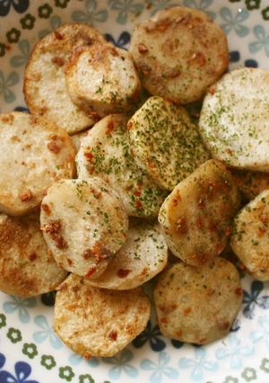 里芋のソテー☆アンチョビガーリック味-レシピのメイン写真