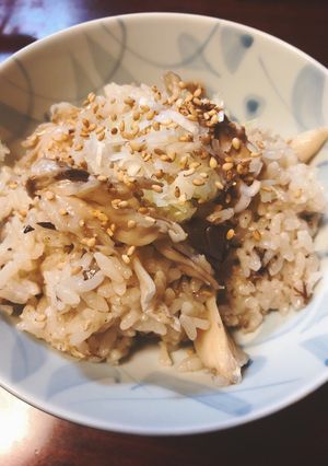 鯖缶と舞茸の炊込み御飯-レシピのメイン写真