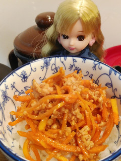 リカちゃん♡人参シリシリ味噌そぼろ丼♪-レシピのメイン写真
