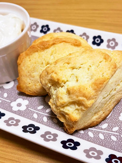 HMと生クリームだけ!✩ザクふわスコーン-レシピのメイン写真