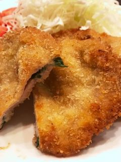 豚カツで大葉とワサビを挟みました！-レシピのメイン写真