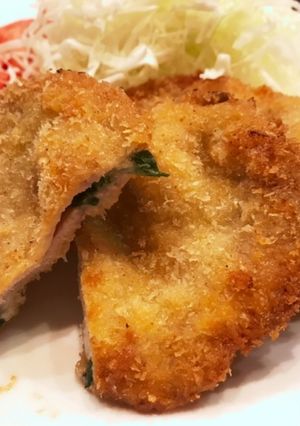 豚カツで大葉とワサビを挟みました！-レシピのメイン写真