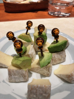 アボカドとチーズのピンチョス-レシピのメイン写真