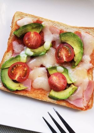 朝から免疫アップ！アボカドトマトトースト-レシピのメイン写真