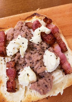 ベーコンとツナのクリームチーズトースト-レシピのメイン写真