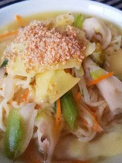 サラダで塩ラーメン チーズのせ-レシピのメイン写真