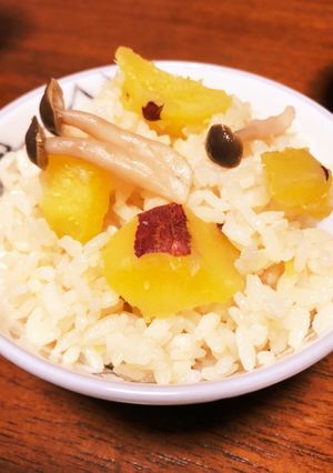 さつま芋としめじの炊き込みごはん-レシピのメイン写真