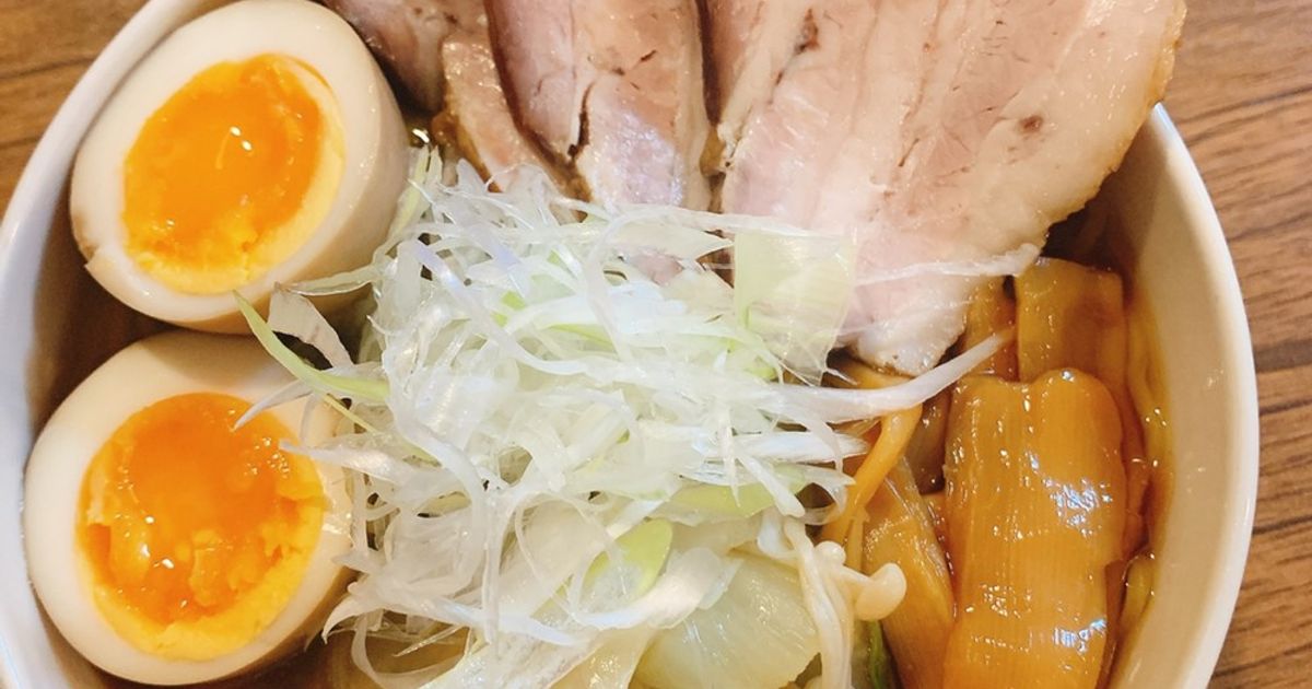 ラーメン（チャーシュー、煮卵入り）写真 ラーメン屋さん直伝煮卵とチャーシュー by xchimox