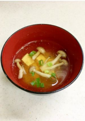だし昆布も食べちゃう♡わが家の味噌汁-レシピのメイン写真