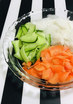 お刺身のお供・つま代わり ピーラー野菜-レシピのメイン写真