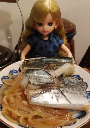 リカちゃん♡さごしと玉ねぎのお出汁蒸し♡-レシピのメイン写真