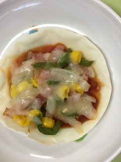 【保育園給食】カリカリぎょうざピザ-レシピのメイン写真