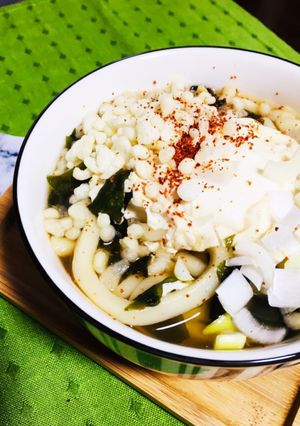 ✿いつものつゆで✿わかめうどん♡卵落とし-レシピのメイン写真