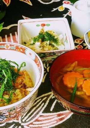 鯖の味噌煮缶で「炊き込みご飯」-レシピのメイン写真
