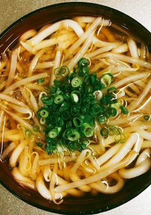 鶏がらスープで激ウマうどん！-レシピのメイン写真